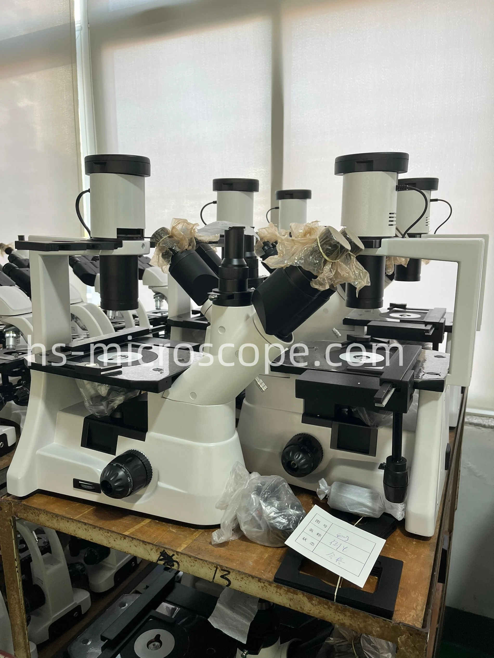 XDS-403T Inverted Biological Microscope For Laboratory Long Working Distance Plan Objectives