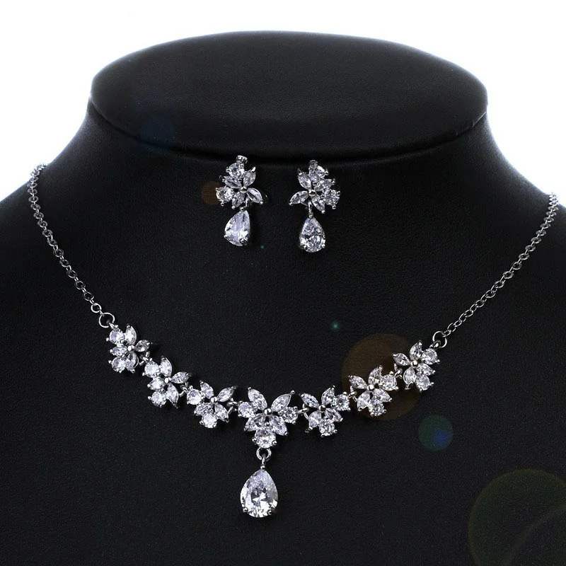 

Minimalist Exaggerated Necklace & Earrings Set, Water Drop CZ with Floral Dangle Earrings, Versatile Women Jewelry