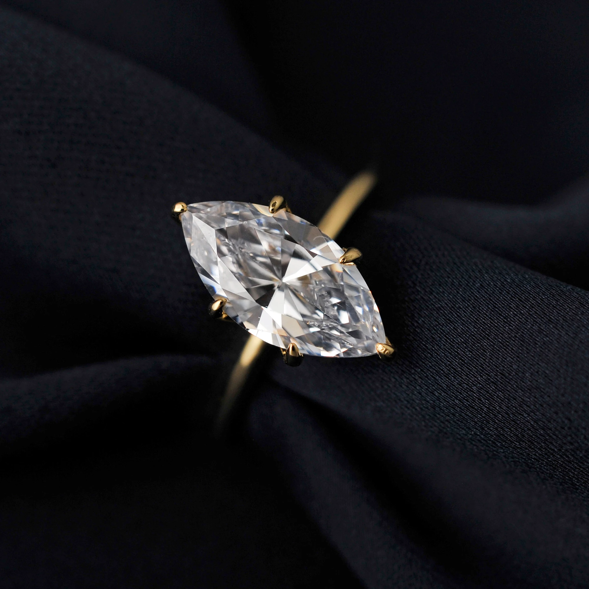 POTIY 9ct 5A Marquise-Schliff Zirkonia Solitär-Verlobungsring 925 Sterling Silber Vergoldet Brautgeschenk für Sie – Detail 18