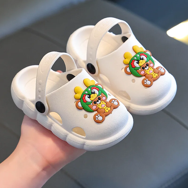 Antypoślizgowe buty dziecięce Moda Cool Slipper Indoor Slipper Cartoon Rabbit Baby Shoe Kids Bathing Shoes Baby's Baotou Hole Shoes