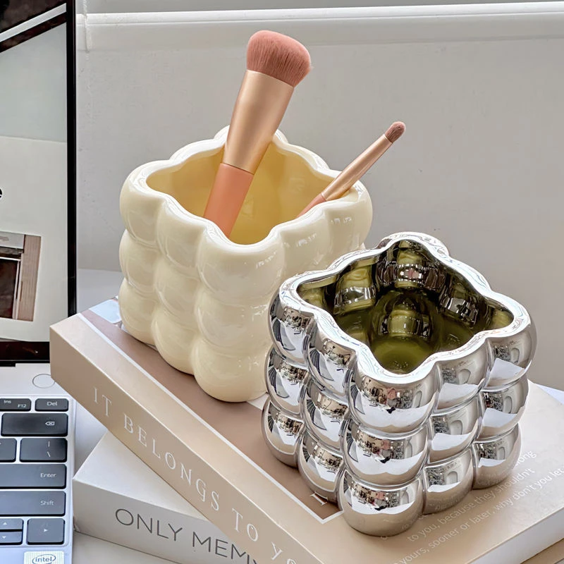 Makeup Brush Storage Tube Cotton Candy Bedroom Brush Storage Box Eyebrow Pencil bucket Desktop Dressing Table Decoration