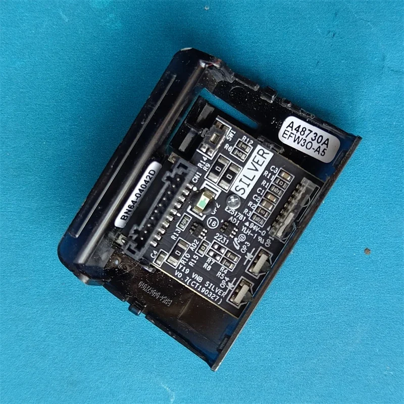 BN96-48730A IR Sensor Power Button For UN50RU7100FXZA UN65RU7300FXZA UN55RU8000FXZA UN58RU7100FXZA UN65RU7200FXZA UN75RU7100FXZA