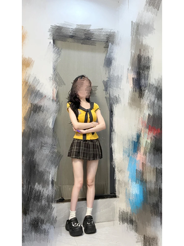 

American College Sle JK orm Set ort Sve Футболка Женская летняя дизайнерская плиссированная юбка с высокой талией Комплект из двух предметов