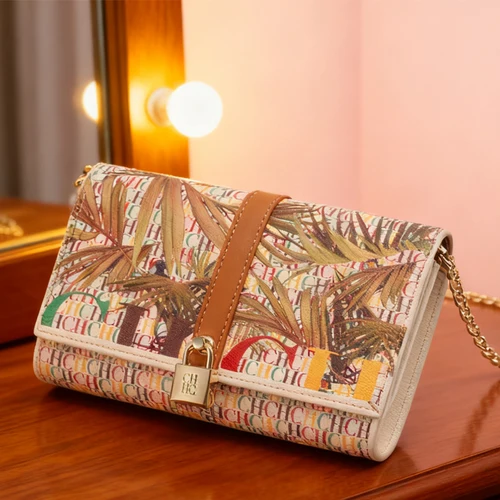 Imagen 2 del producto Bolso de cadena CH con diseño de cerradura con estampado de letras florales, Material PU de alta calidad, bolso de hombro de diseñador para mujer 2025