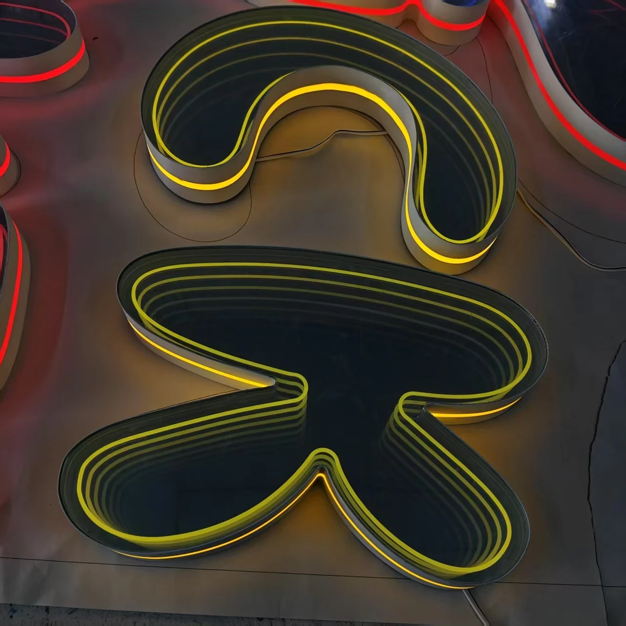 Customized Infinity Neon Sign LED 3D Art Thousand Layer Endless Mirror for Office or Retail Shop