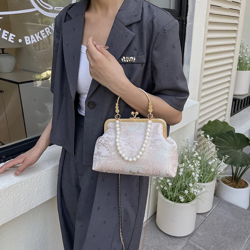 

Elegant Women's Leather Classic Crossbody Fashion Bag Luxury Designer Shoulder Tote Handbag For Daily City Looks