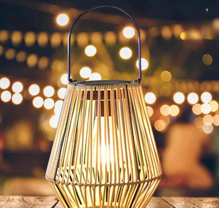 Rattan Solar Lantern IP6 Waterproof Hanging Bamboo Chandelier Lamp Solar Powered Rattan Weaving Light for Garden Patio Courtyard