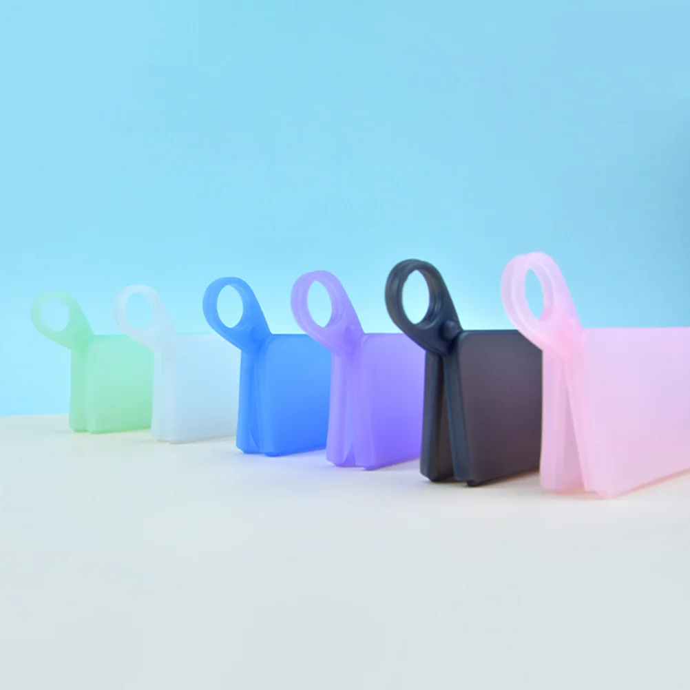 

2 PCS Mask Storage Clip Convenient Disposable Holder Purple Temporary Face Mask ganizer Compact Waterproof