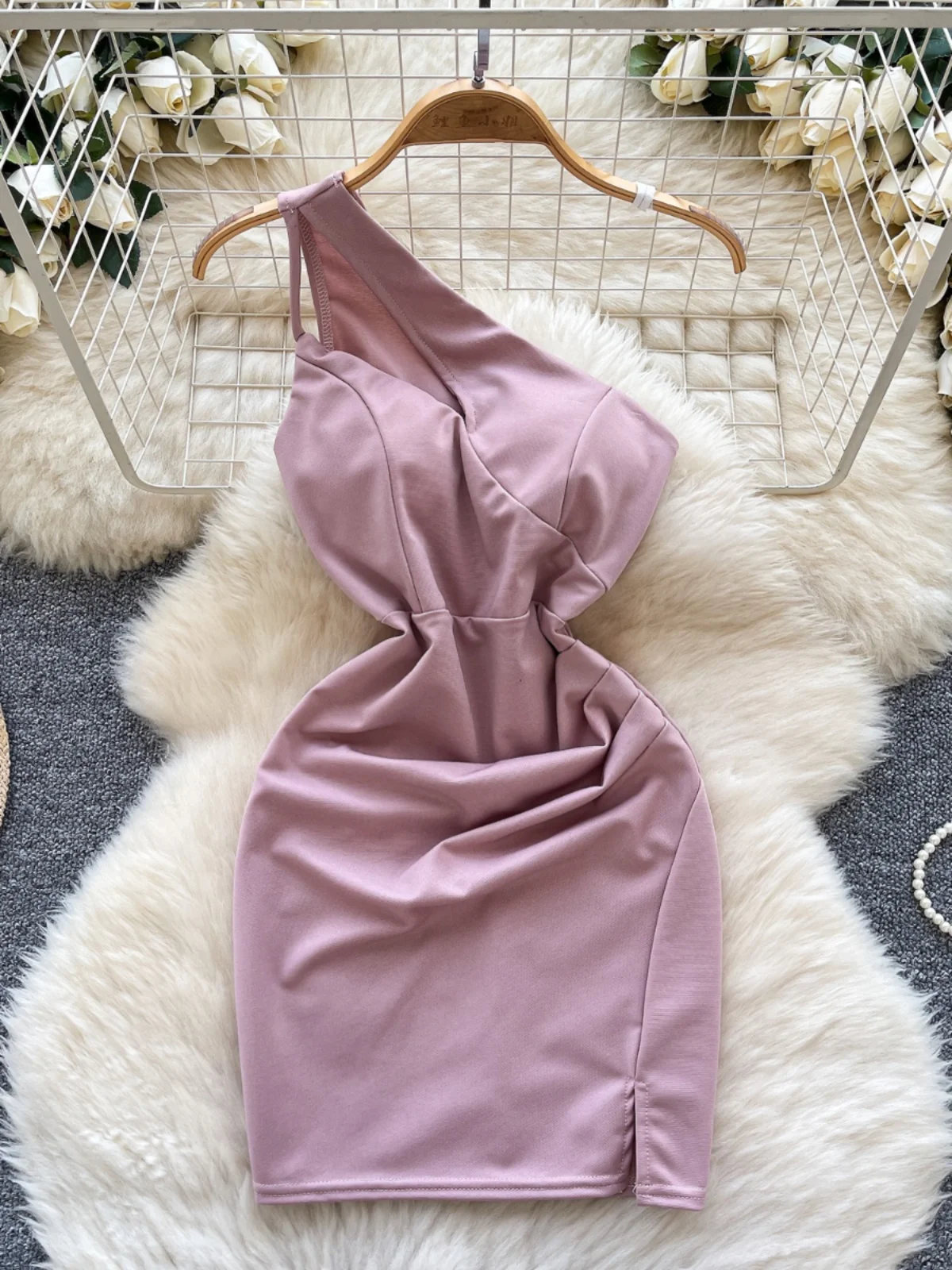 Foamlina 2025, nuevo vestido rosa polvoriento de gama alta con un hombro recortado, minivestido ajustado para mujer, vestido Sexy para fiesta y Club con cita