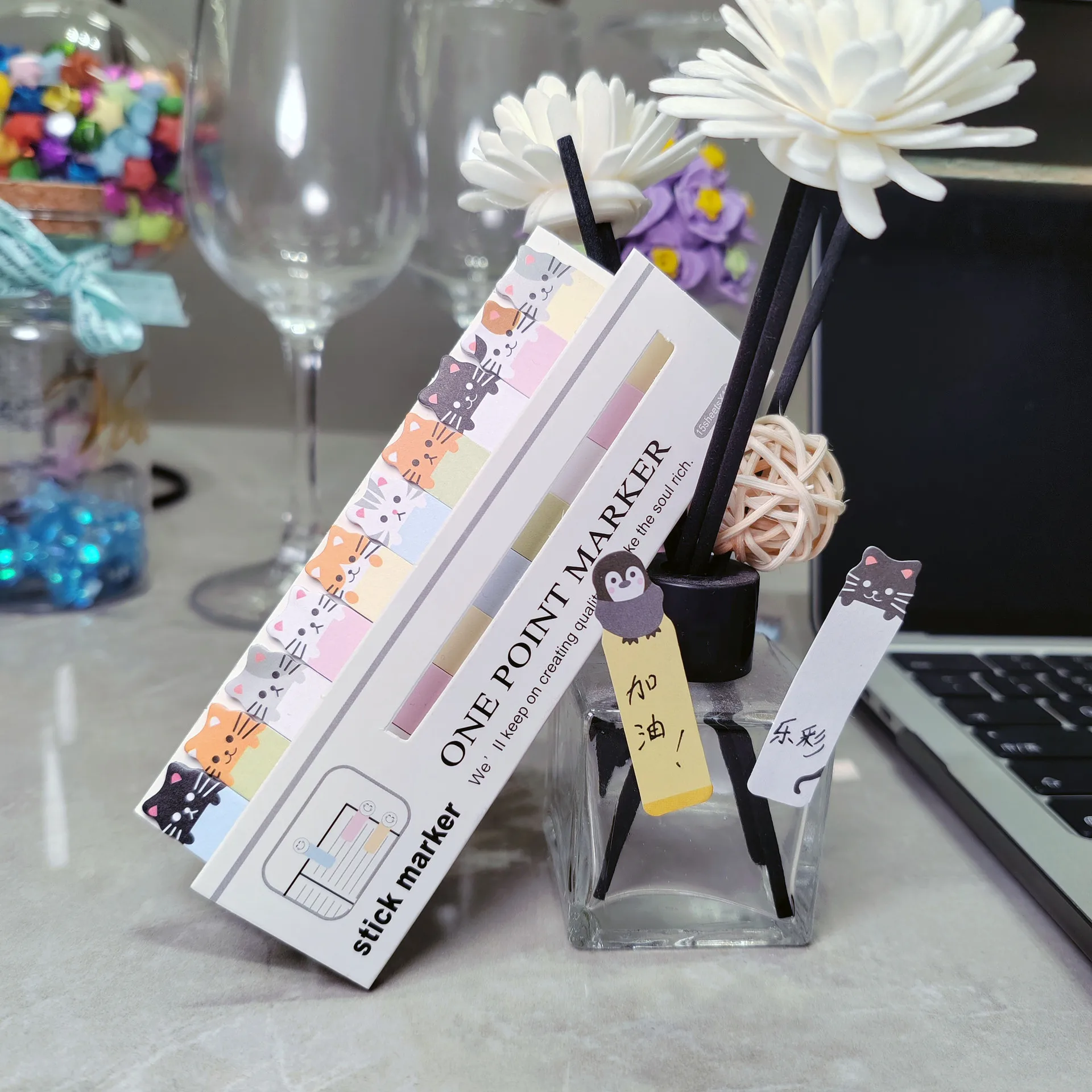 Office sticky notes Decoration Cute Funny Joy Cat Style Sticker Bookmark Memo Marker Point Flags Sticky Notes Writing Label