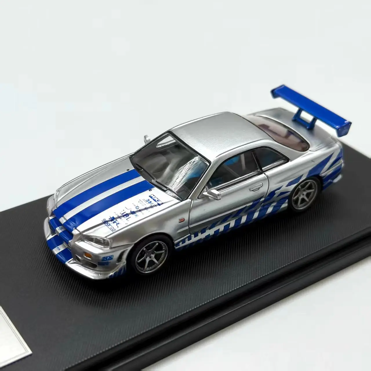 

Литой под давлением KOD масштаб 1:64 Skyline GTR R34, модель автомобиля из сплава, Коллекционная игрушка, подарок, сувенир, украшение для дисплея