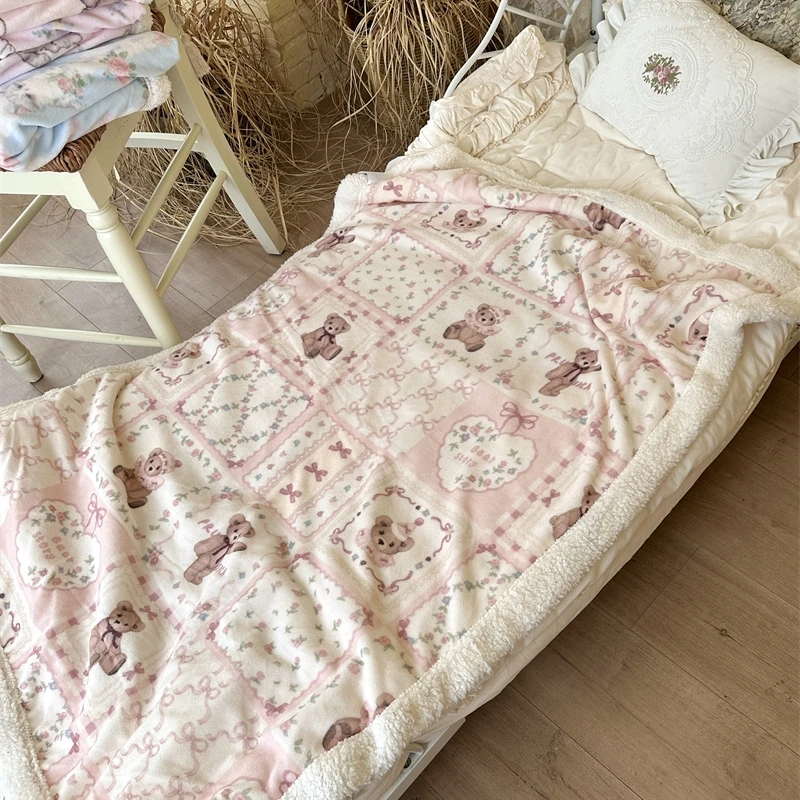 

Cute girl heart autumn and winter blanket, sofa office nap shawl blanket