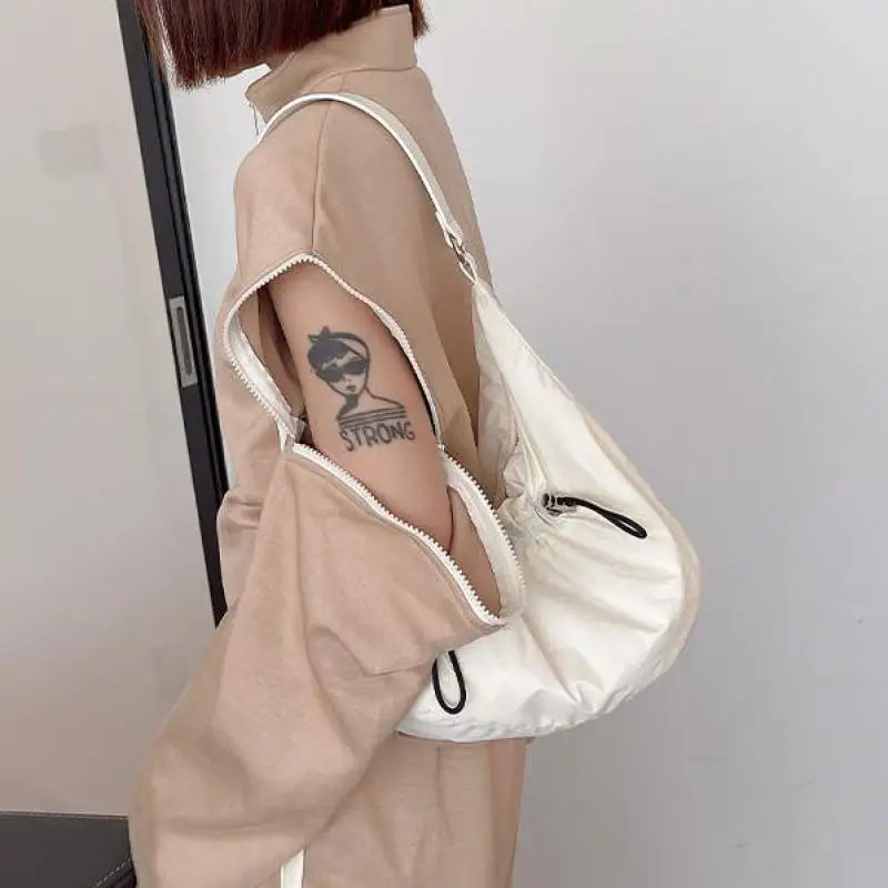 2023 Art Student Leisure Nylon Pleated Bag Crescent Dumpling Bag Solid Color Large Capacity One Shoulder Crossbody Bag For Women