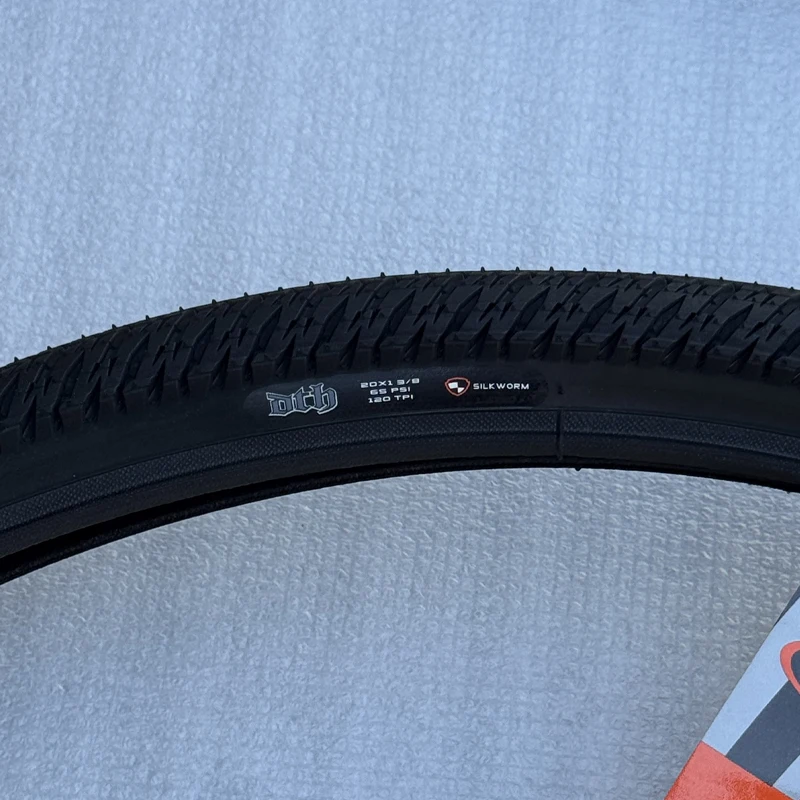 100% Original Maxxis DTH 20" Reifen 20x1-3/8 451 Faltbarer BMX-Fahrradreifen mit Drahtkante – Detail 4
