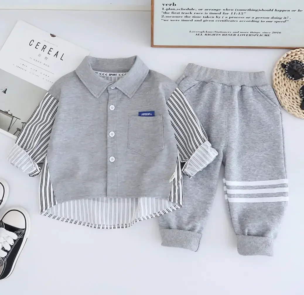 Ropa de estilo coreano para bebés, conjuntos informales para niños, camisas y pantalones de manga larga con retazos a rayas, trajes de dos piezas para primavera y otoño