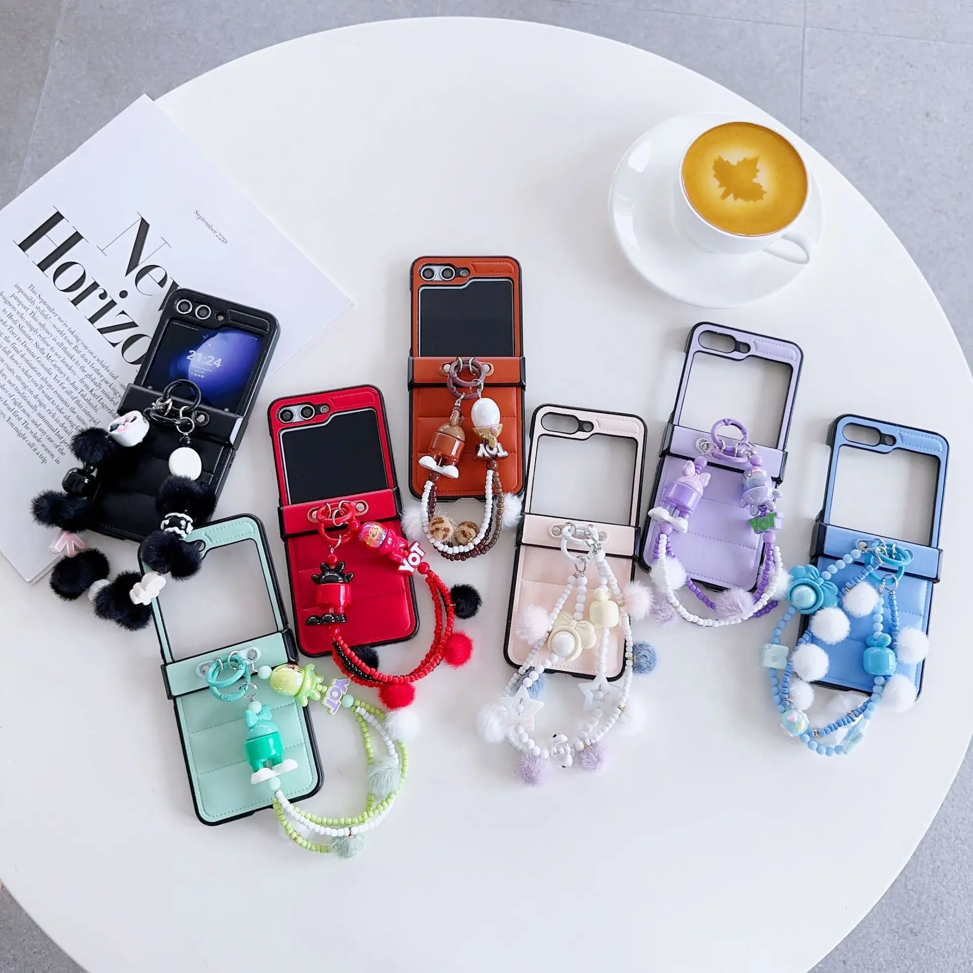 

Plush Ball Lanyard Phone Case for Samsung Galaxy Z Flip 7 6 5 4 Protective Back Cover for ZFlip5 ZFlip6 ZFlip7 Case Shell