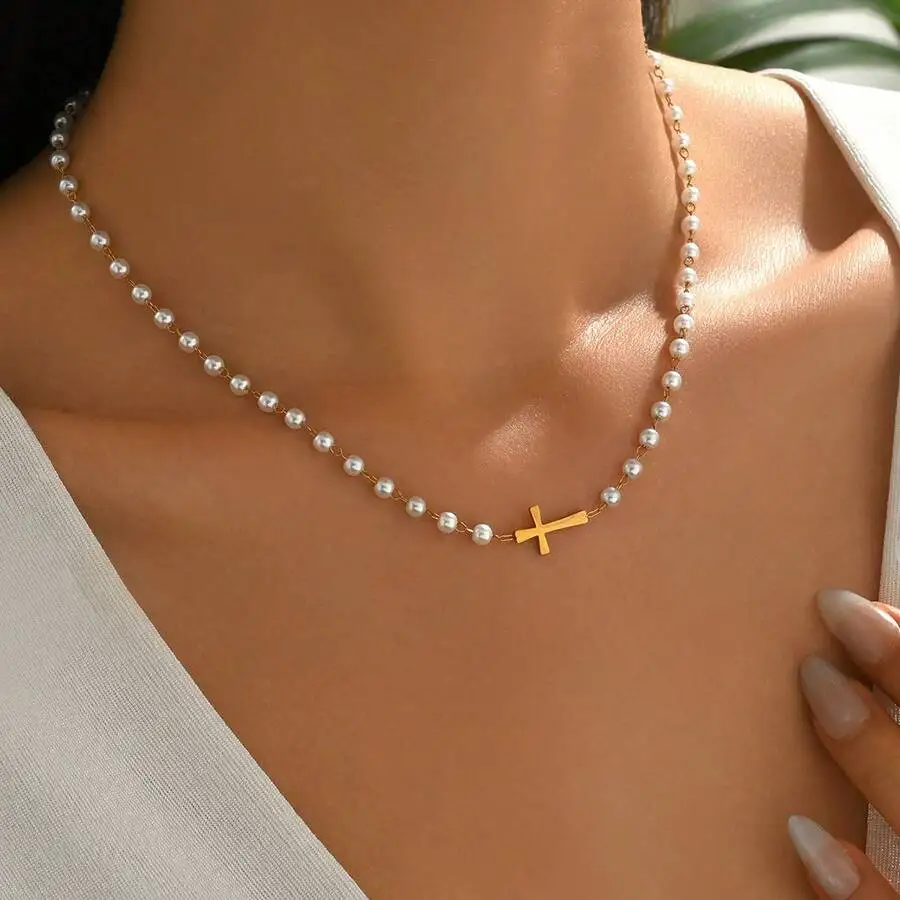 LIEBEIRIS 1 pieza Collar con cruz delicada minimalista chapado en oro de 18 quilates, material de acero inoxidable adecuado para el uso diario de las mujeres y G