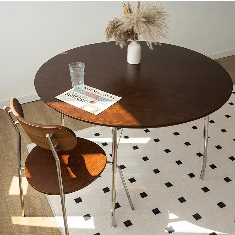 

Simple wrought iron dining table and chairs, modern solid wood dining table