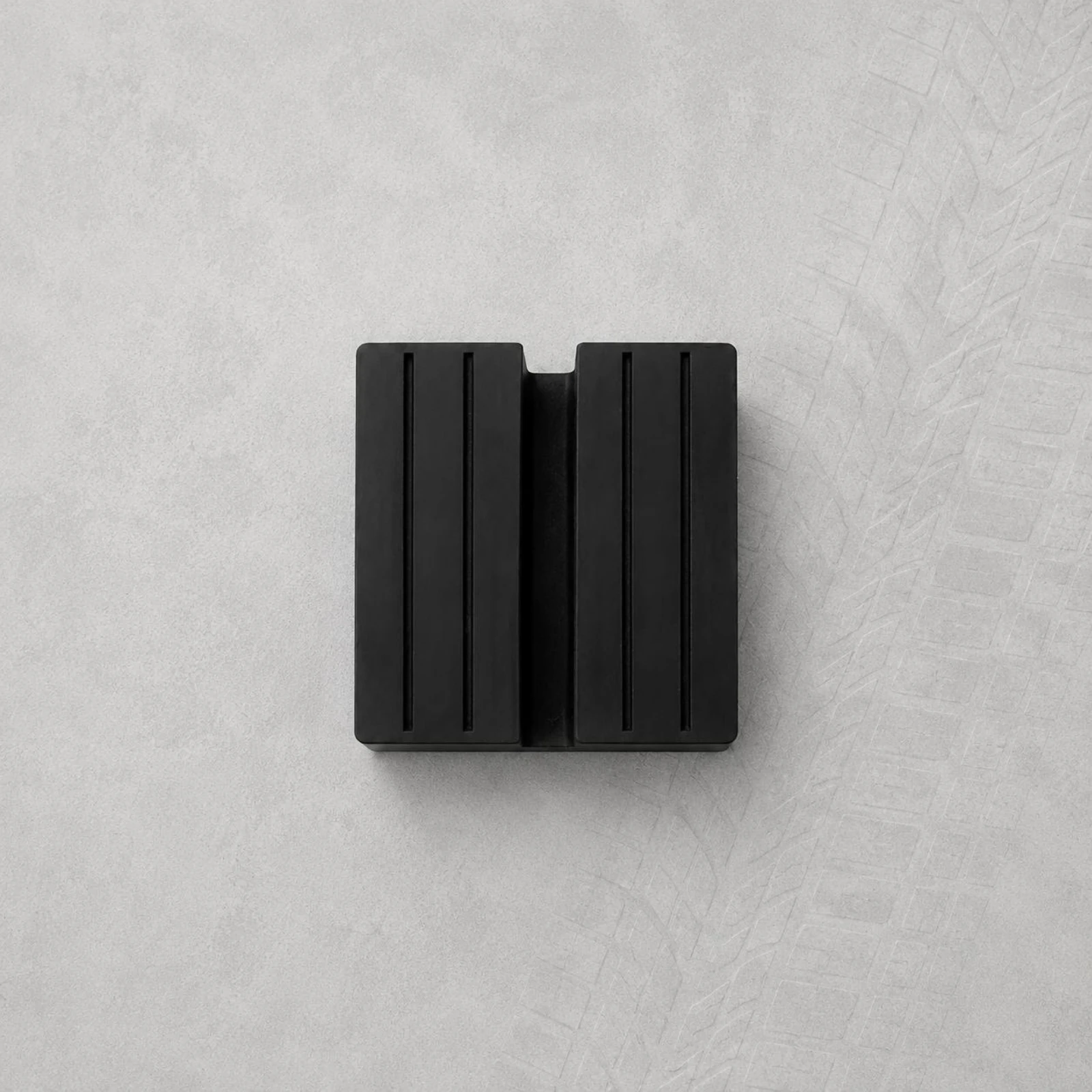 4 Pieces Rubber Lift Pad Anti-Slip Car Lift Block Rubber Lift Pad Crush Resistant Lift Block Spacer Grooved Top for Mechanics