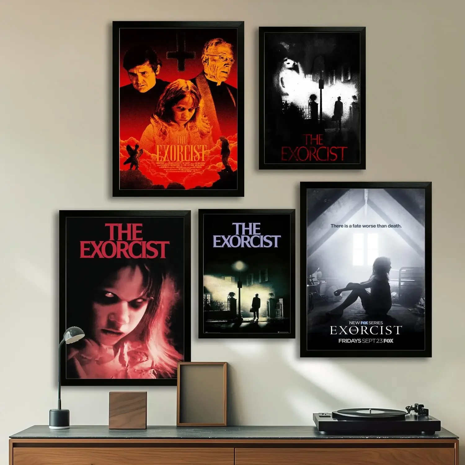 the exorcist movie Canvas Art Poster and Wall Art, Picture Print, Modern Family Bedroom Decor,Decorative painting