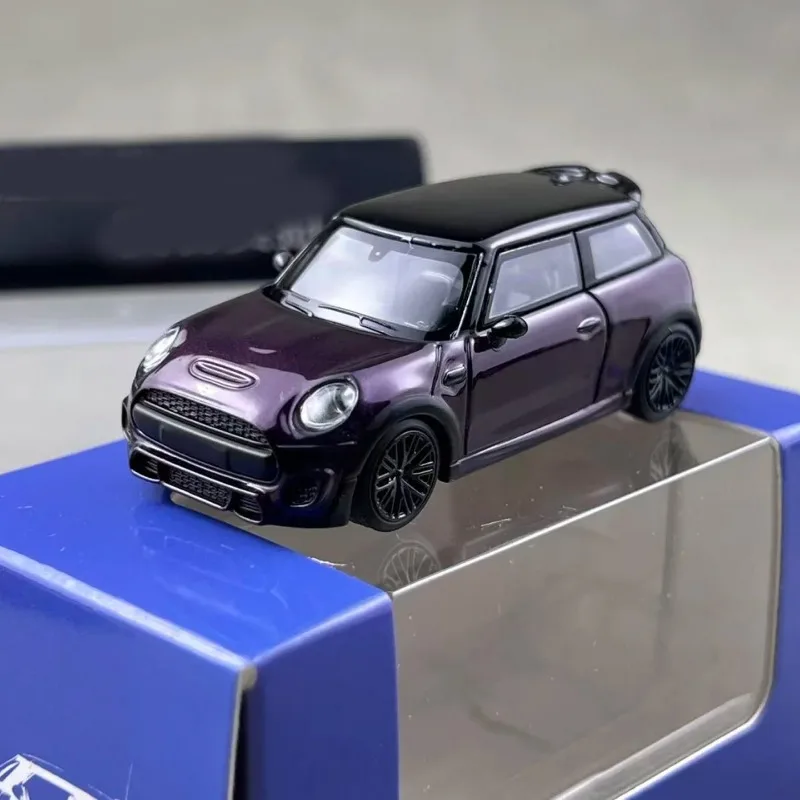 SH 1:64 BMW Mini Cooper JCW F56 die-cast alloy car model, a small table decoration and collectible souvenir.