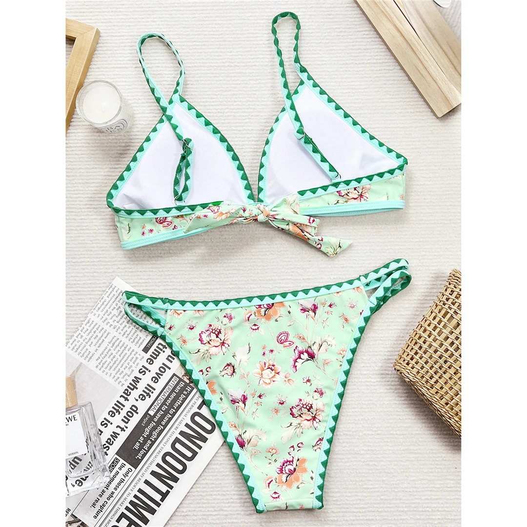 Sexy Blumenmuster, floral bedruckter Bikini mit mittlerer Bundhöhe, Damen-Badebekleidung, zweiteiliger Bikini-Set, Badeanzug, Badebekleidung, Modell V5412. – Detail 10