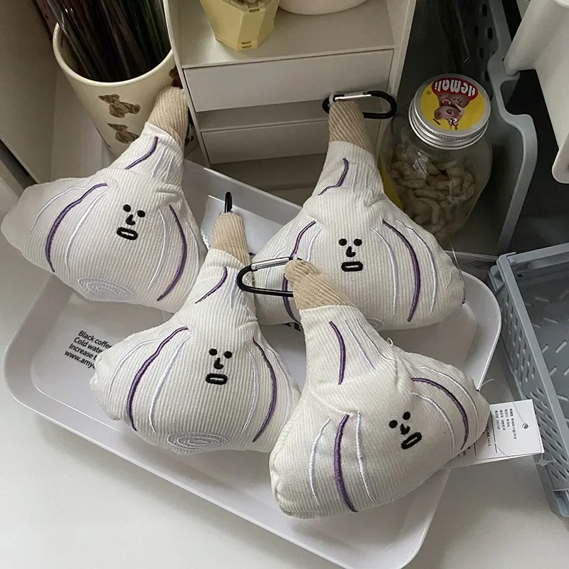 

New Niche Creative Garlic Funny Stuffed Plush Toys Hobbies Exquisite Kawaii Schoolbag Decoration Keychain Birthday Gifts