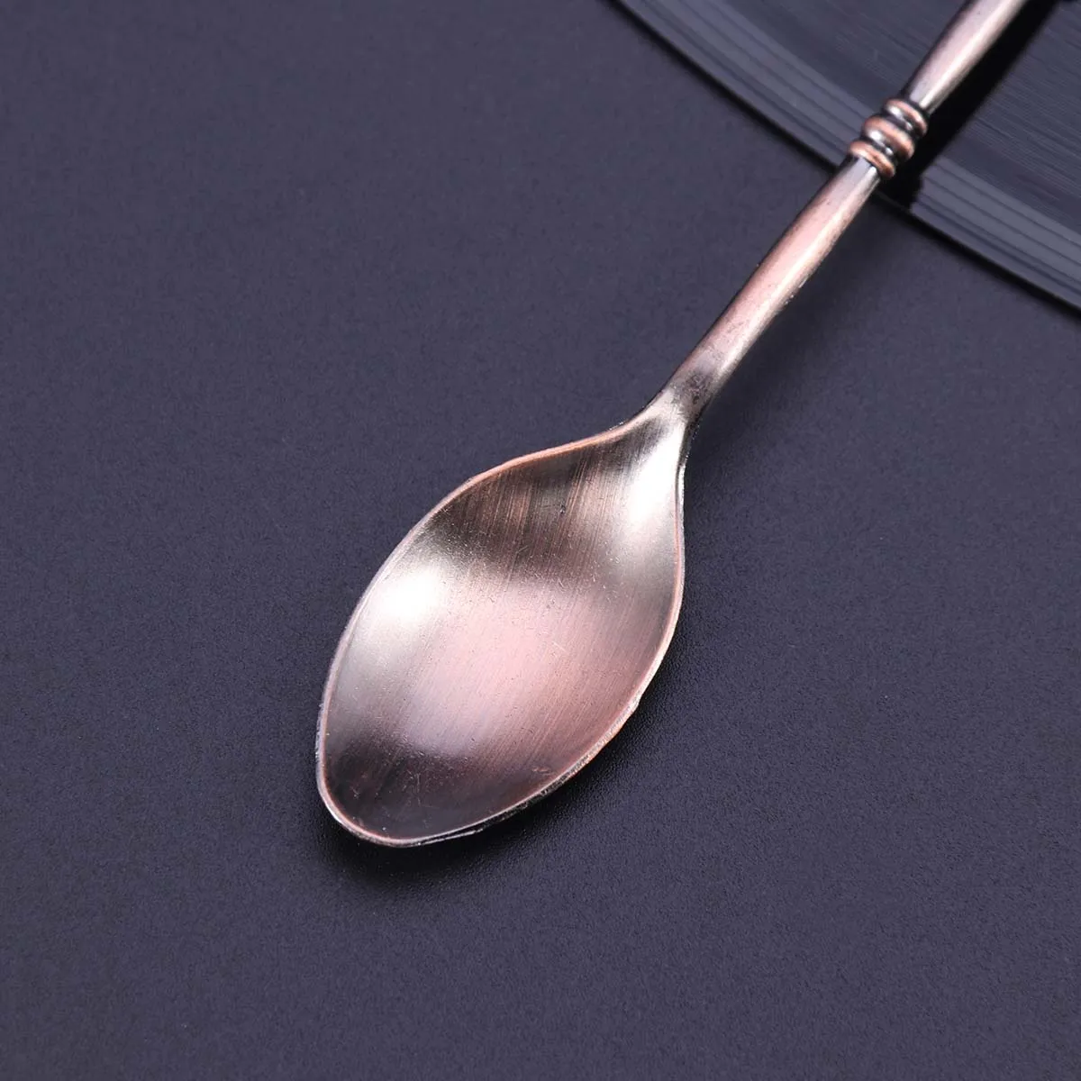 

Court Style Coffee Spoon Retro Embed Diamond Head Red Bronze Small Stirring Spoon for Coffee Bar Milk Tea Ice Cream