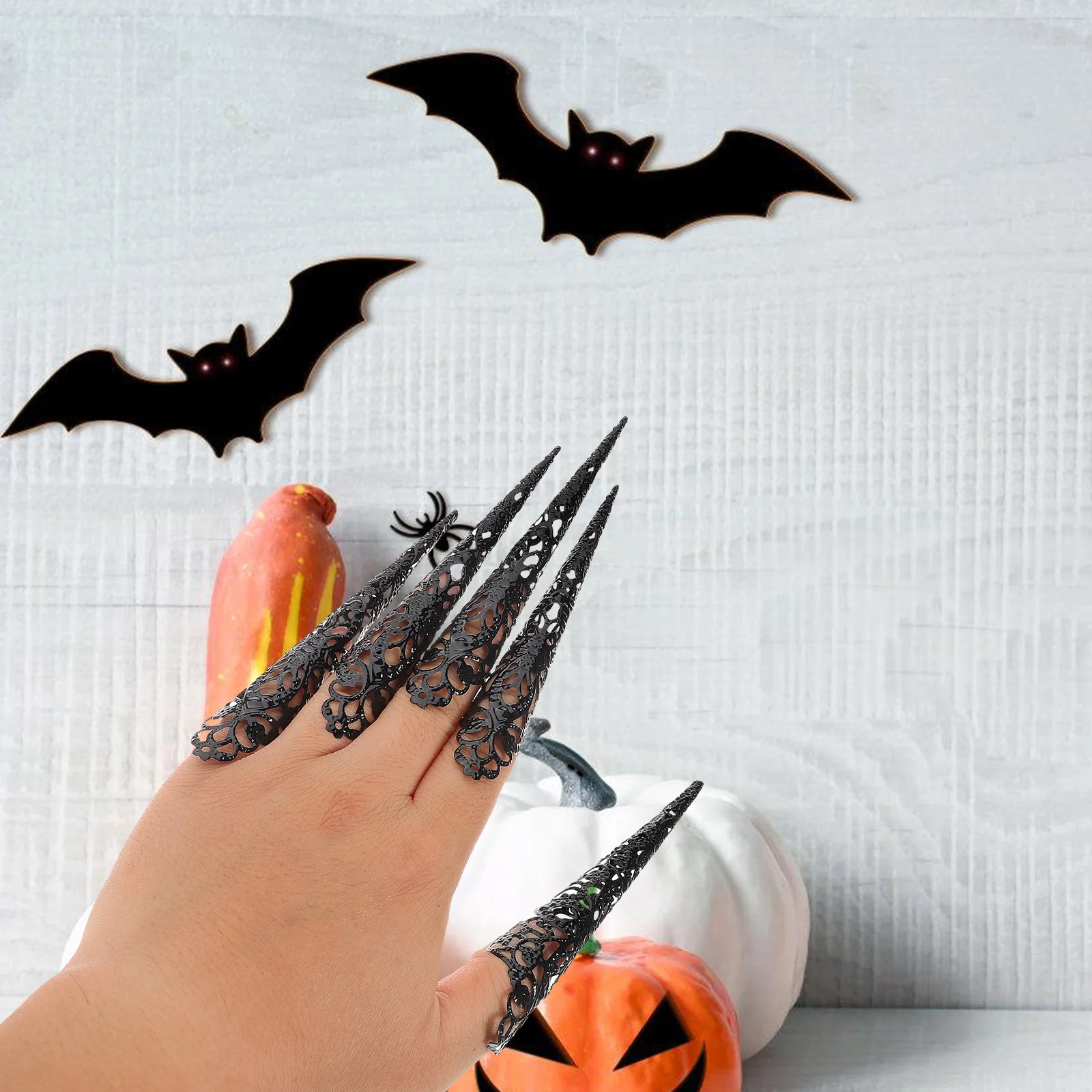 

20Pcs Stylish Fingernail Decors Metal Finger Claws Ancient Costume Accessory Halloween Cosplay Props
