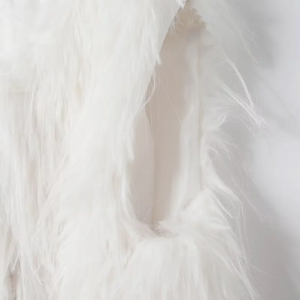 UNIZERA 2025, neues Damen-Casual-Mode-Tanktop im europäischen und amerikanischen Stil mit berührendem Pelzeffekt