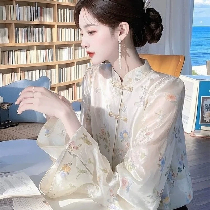 جديد النمط الصيني المشمش الأزهار بلوزة قميص المرأة 2025 الربيع الرجعية زر طويلة الأكمام الفاخرة تانغ دعوى واقية من الشمس قميص علوي Y2K