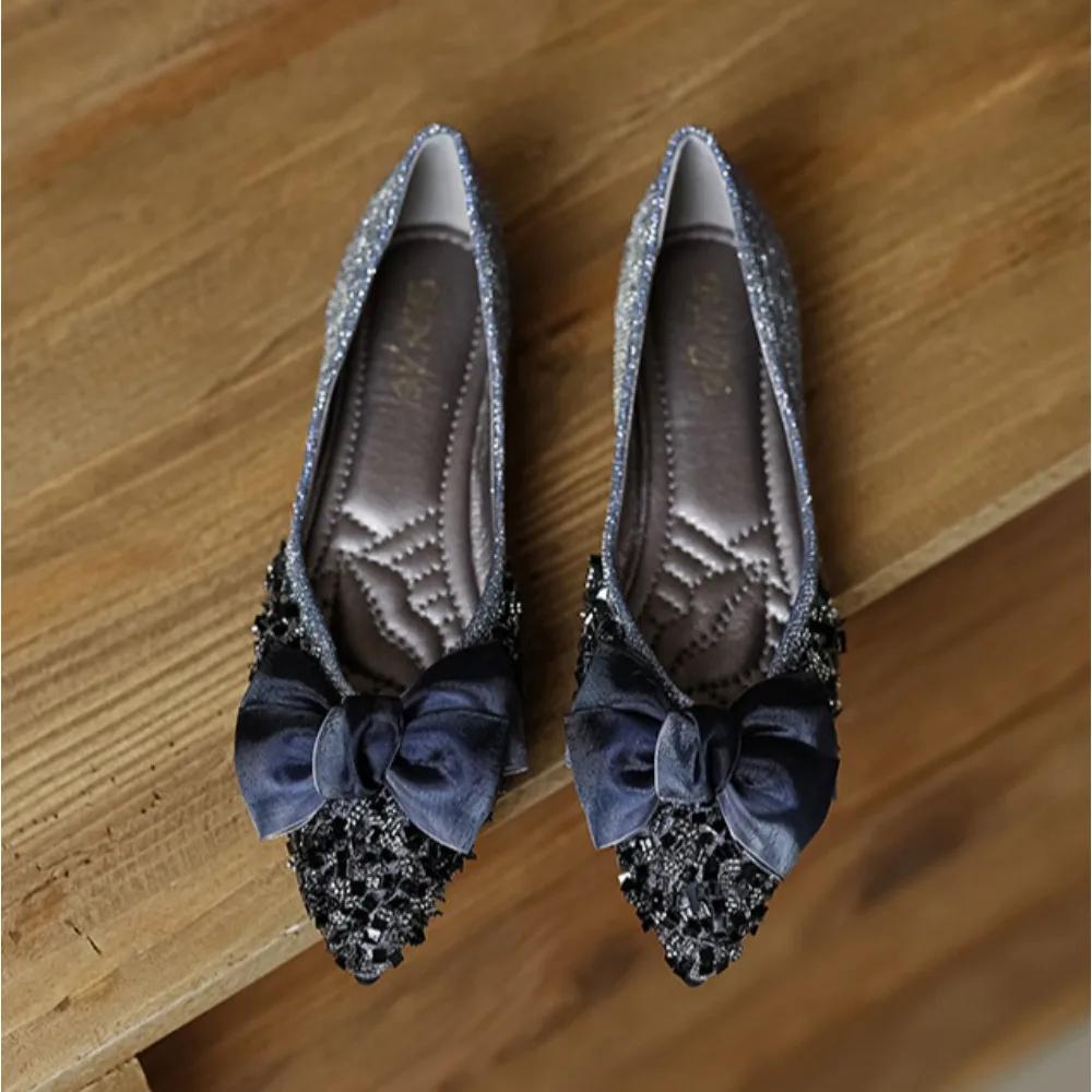 Sharp Pointed Flat Shoes for Women 2026 New Silk and Satin Rhinestone Scoop Shoes Women Soft Sole Shallow Mouth Large Size Pumps
