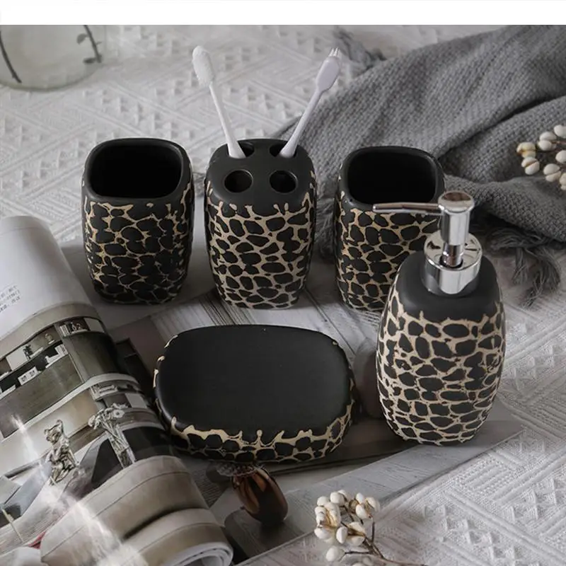 Ceramic Bathroom Five Piece Set Leopard Wash Supplies Toiletries Mouth Cup Toothbrush Holder Lotion Bottle Soap Dish