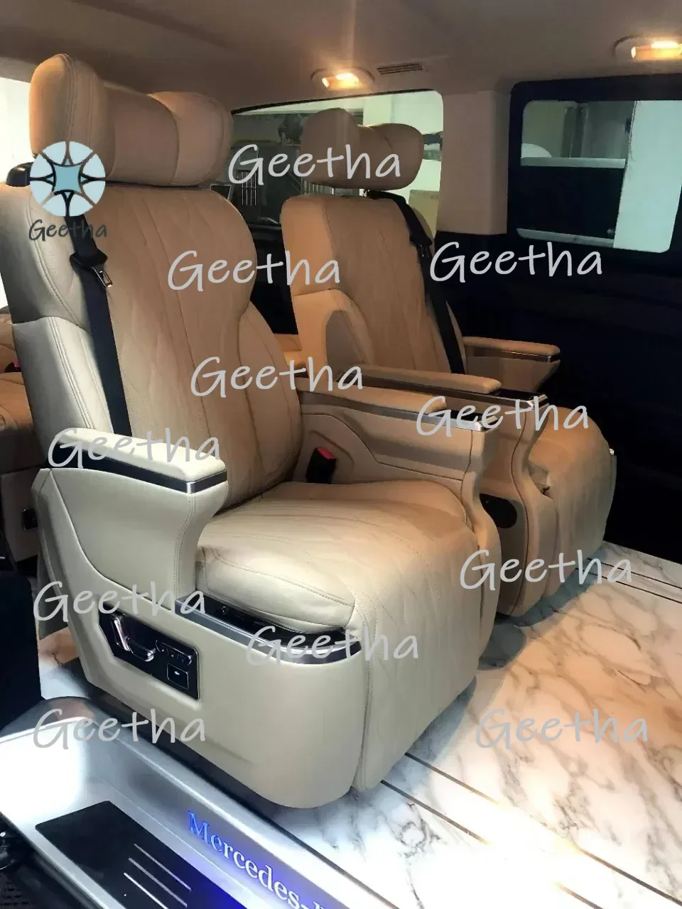 

Luxury High-End Car VIP Captain Seat Wireless Charging Touch Screen for Vito Vclass V Class Bus Seat MPV Seat