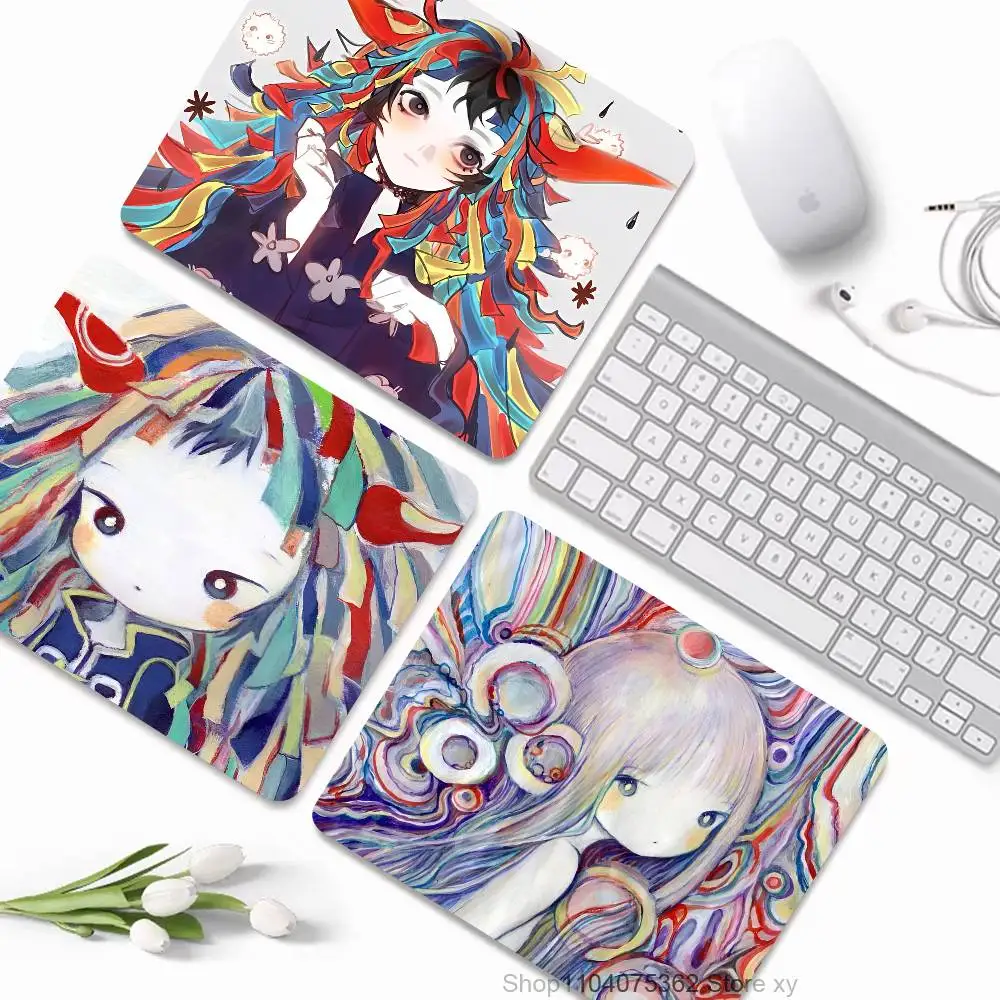 Music Master Kikuo Mousepad Small LockEdge Mouse Pad For Gamers Computer Desk Pad Rectangular Anti-slip Rubber