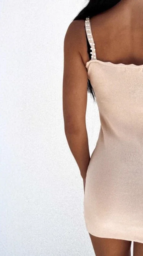 Mulheres sem mangas bodycon mini vestido de cintura alta sexy magro pérola miçangas vestido de pescoço quadrado