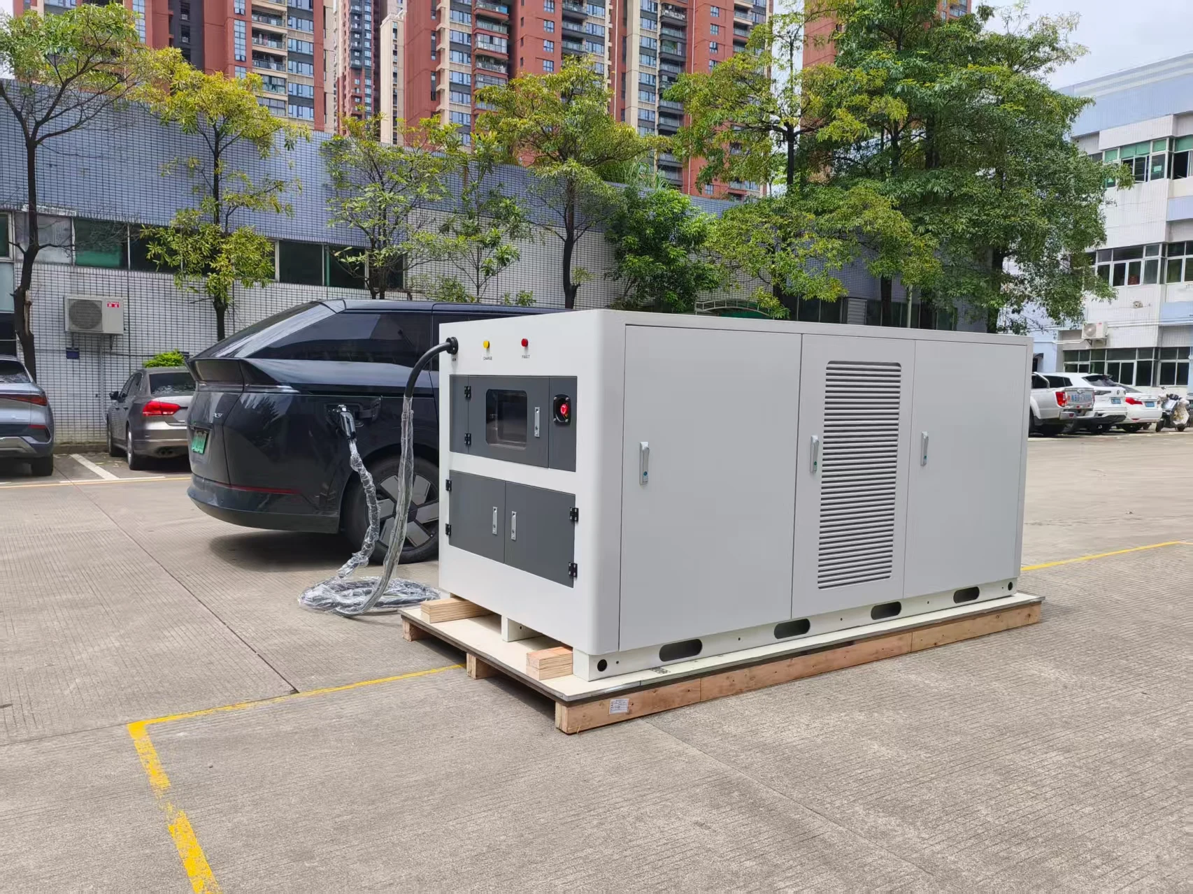 New 200KWH DC Fast Charging Station 120KW Electric Vehicle Charger Energy Storage Floor-Mounted Charging Stands IP54
