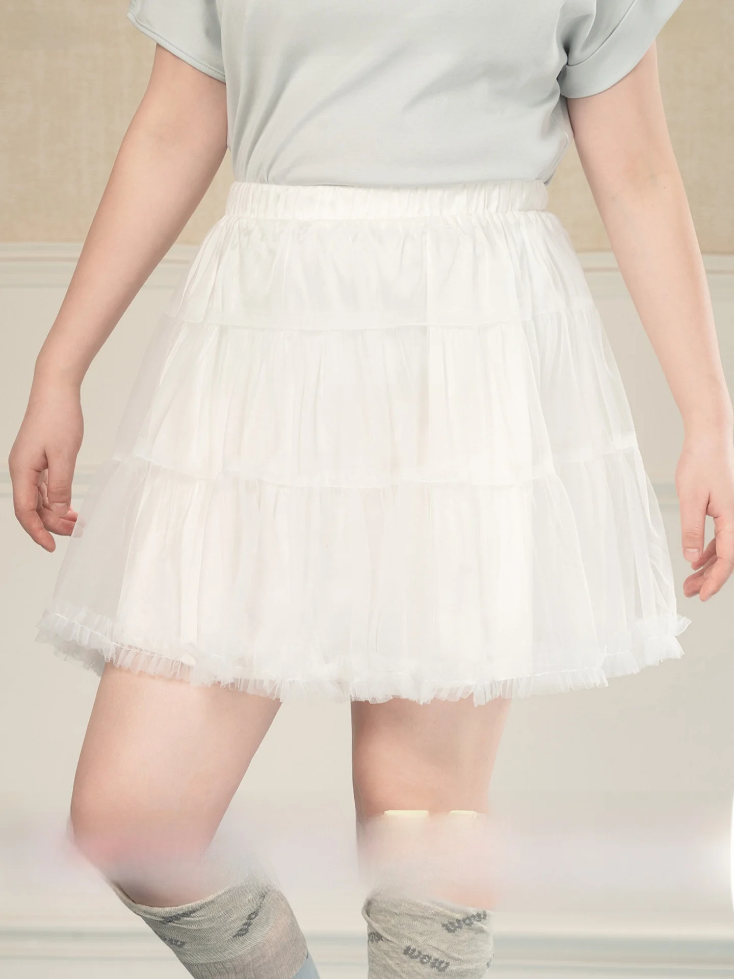 

Heynew Sweet Short Tulle Skirt plus Size High Waist Hip Concealing Slimming Summer Women's Fashion Big Code Half Body Skirts