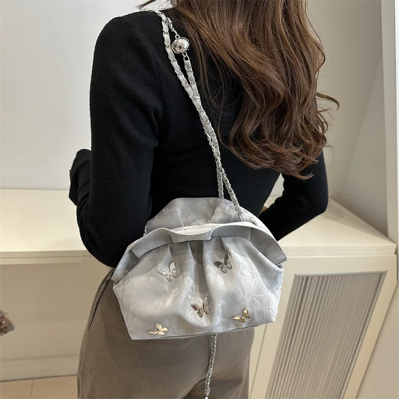 

2025 New Trendy Fashion Chain Crossbody Shoulder Bag Spring and Summer Soft Material Niche Pleated Cloud Bag