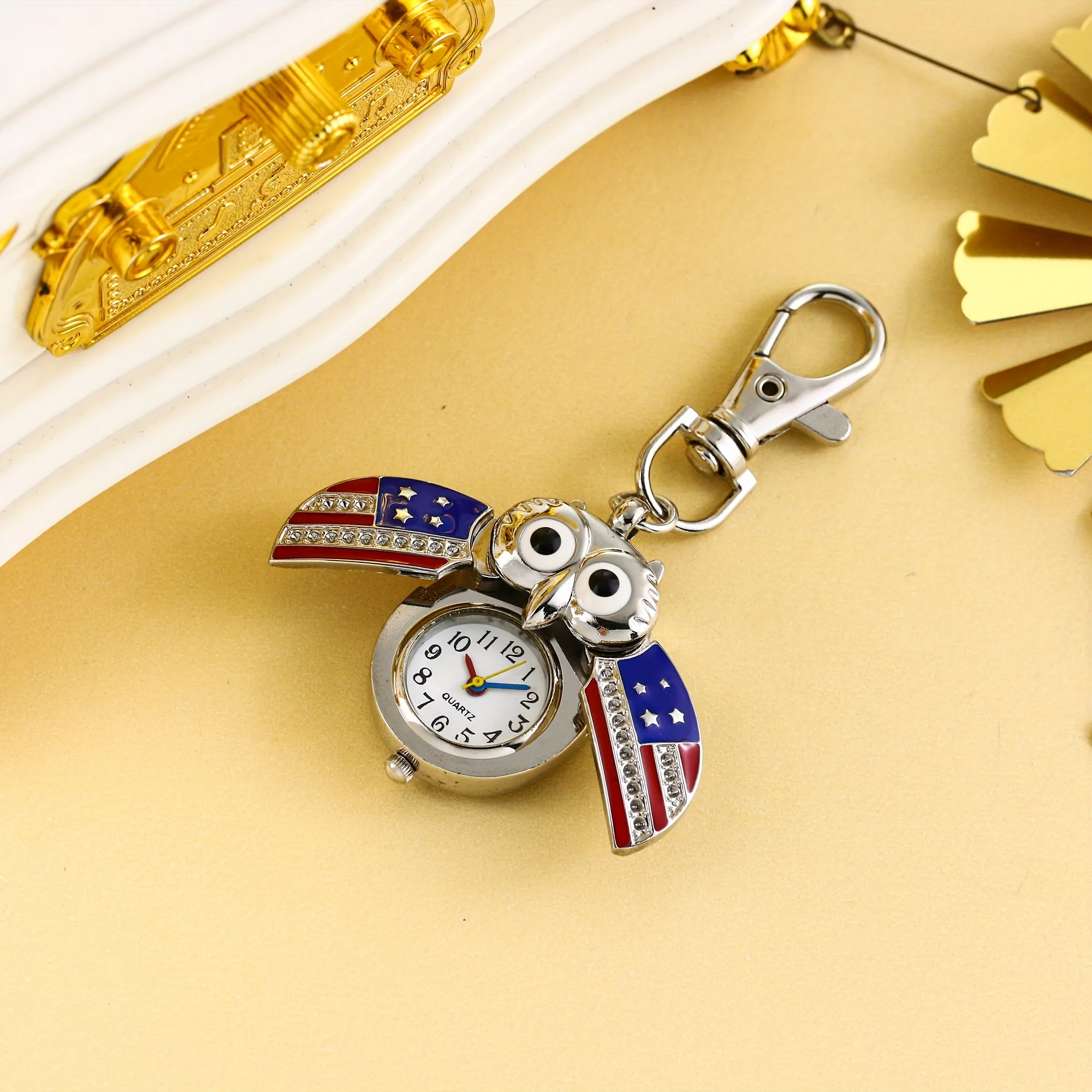 Cartoon Owl Keychain Watch Hanging Watch Vintage White Steel Drop Glue Openable Owl Cartoon Neck Chain Watch Watch