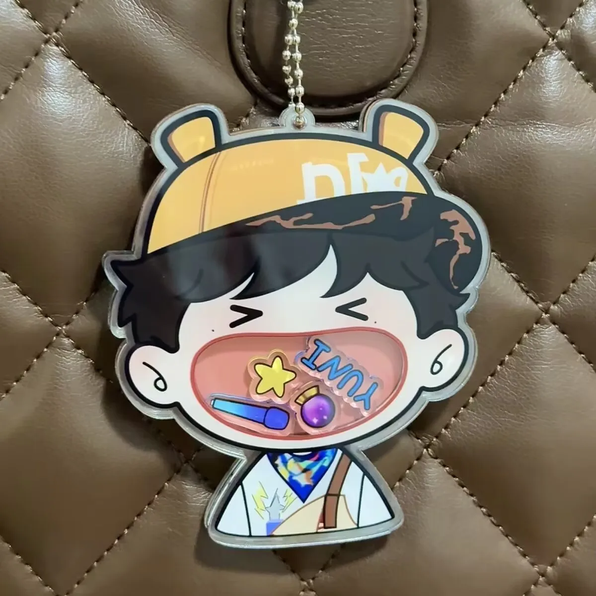 지유 아크릴 큰 입구 흔들 버튼 키체인 펜던트, 고급스러운 가방 펜던트 컬렉션 "리버스 러브"