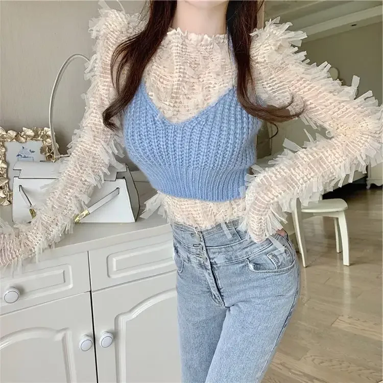 

Women Winter Fall 2021 Knitted Vest Strap New Korean Style Outer Wear Short Tops Tassel Bottoming Shirt and Beige Lace Tshirts