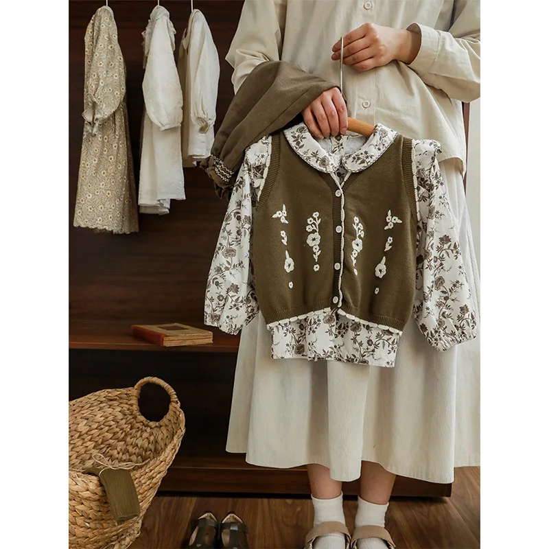 

Girls retro Floral Series Shirt Pants Suit2025New Spring and Autumn Baby Cardigan Vest