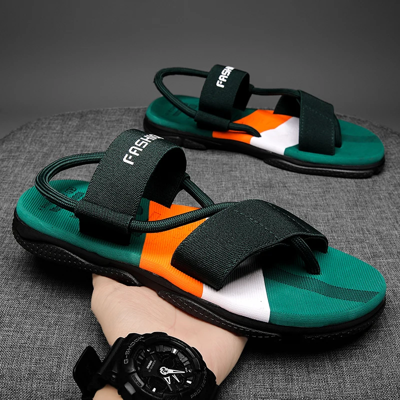 Sandali da spiaggia alla moda con fondo oversize a doppio strato in EVA di vendita calda