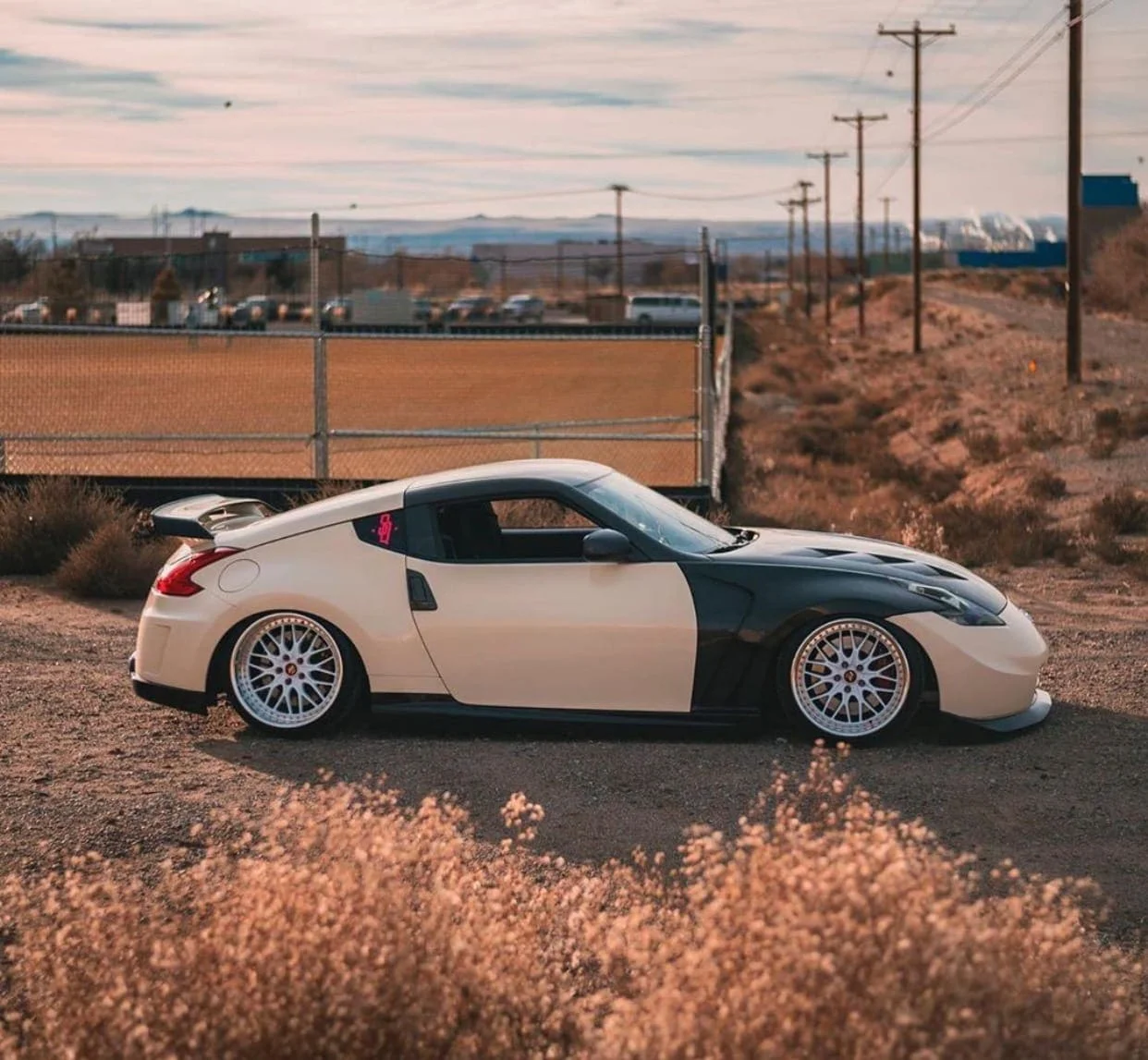 

Брызговик MRD из углеродного волокна для Nissan 370z, крылья OEM, стиль MBJ, обычный сотовый Forge