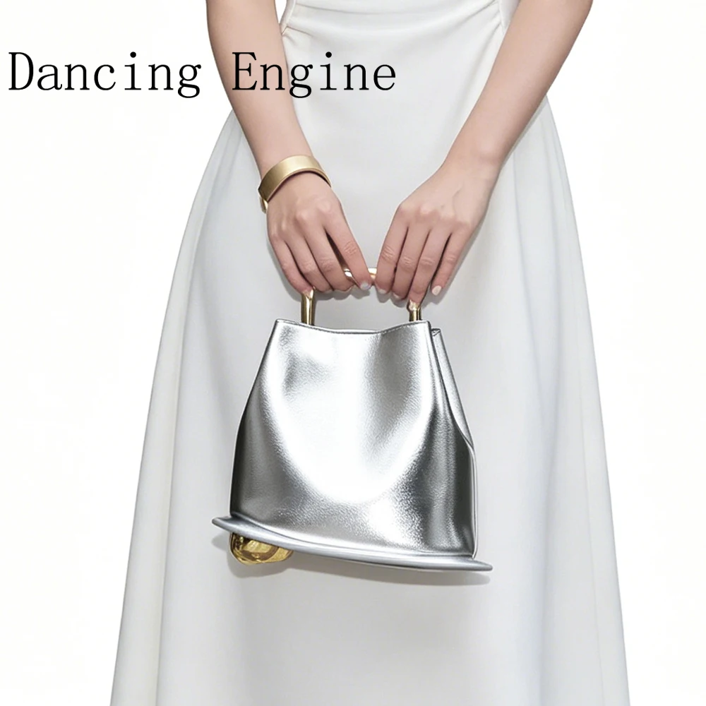 Fashionable Purses for Woman Silver Top-Handle Bags Hat Shape Handbags for Woman Shoulder Bags Evening Bags Luxury Designers