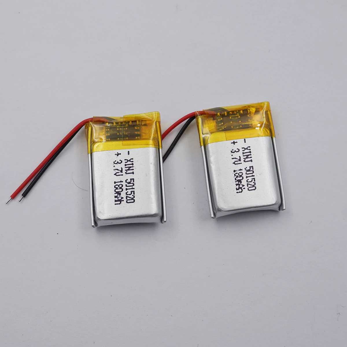 2pcs 3.7V 180 mAh Rechargeable Polymer Li Lipo Battery 501520 For Bluetooth Speaker Headphones GPS Sat Nav Driving Recorder Mp3