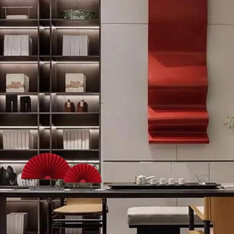 New Chinese style big red metal paper art folding fan ornament B & B exhibition hall sales office lobby entrance jewelry