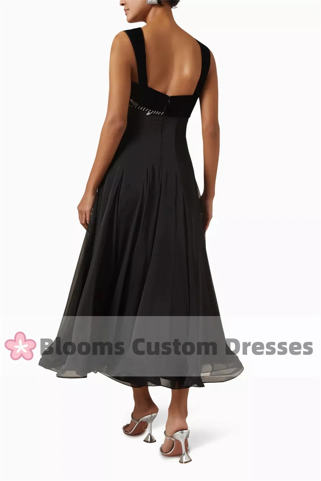 Blooms Black Elegant A-Line Prom Dress Rhinestone Floral Beaded Sweet Customized Evening Dress Sleeveless Special Occasion Gown