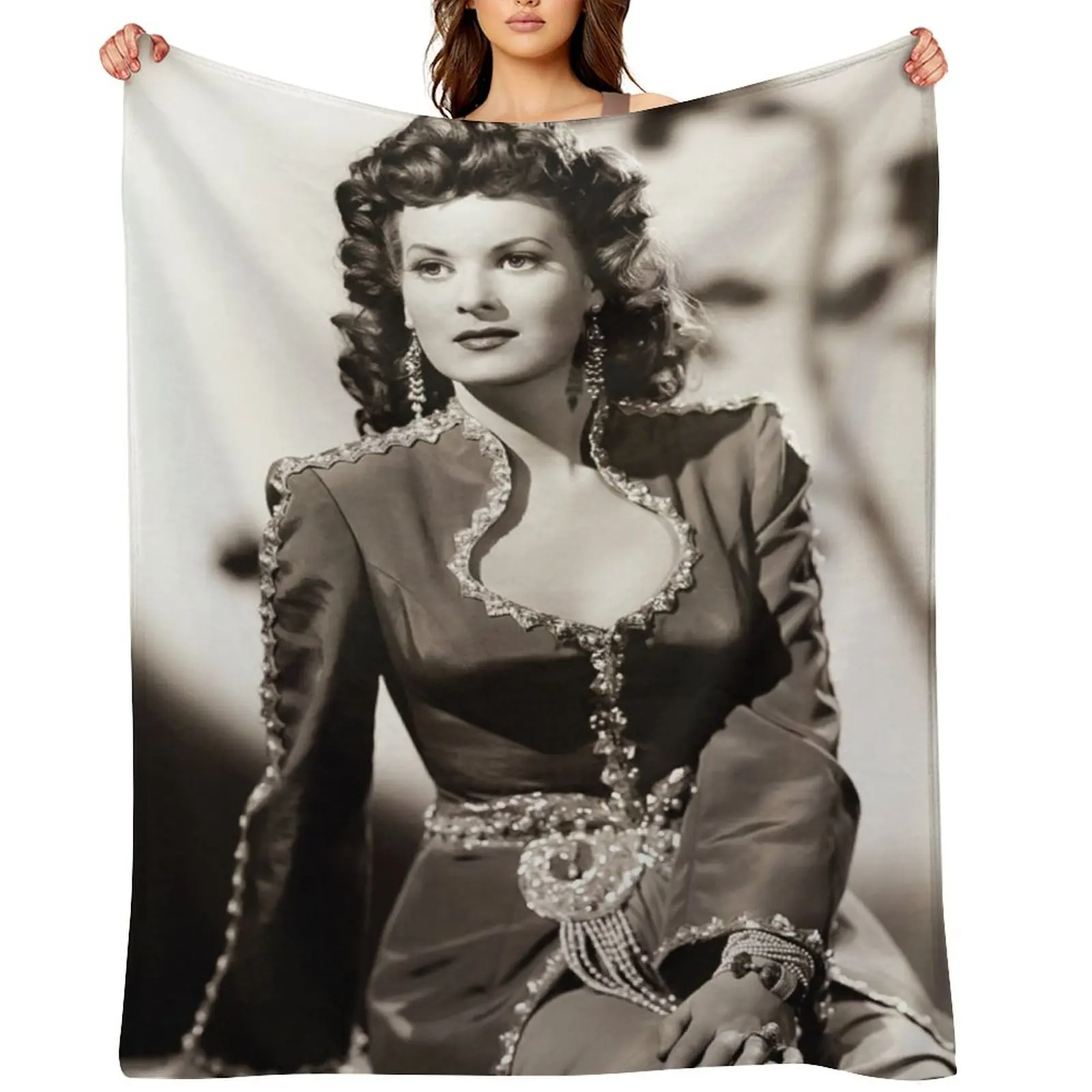 

Maureen O'Hara Throw Blanket Warm warm winter christmas gifts Winter beds Blankets